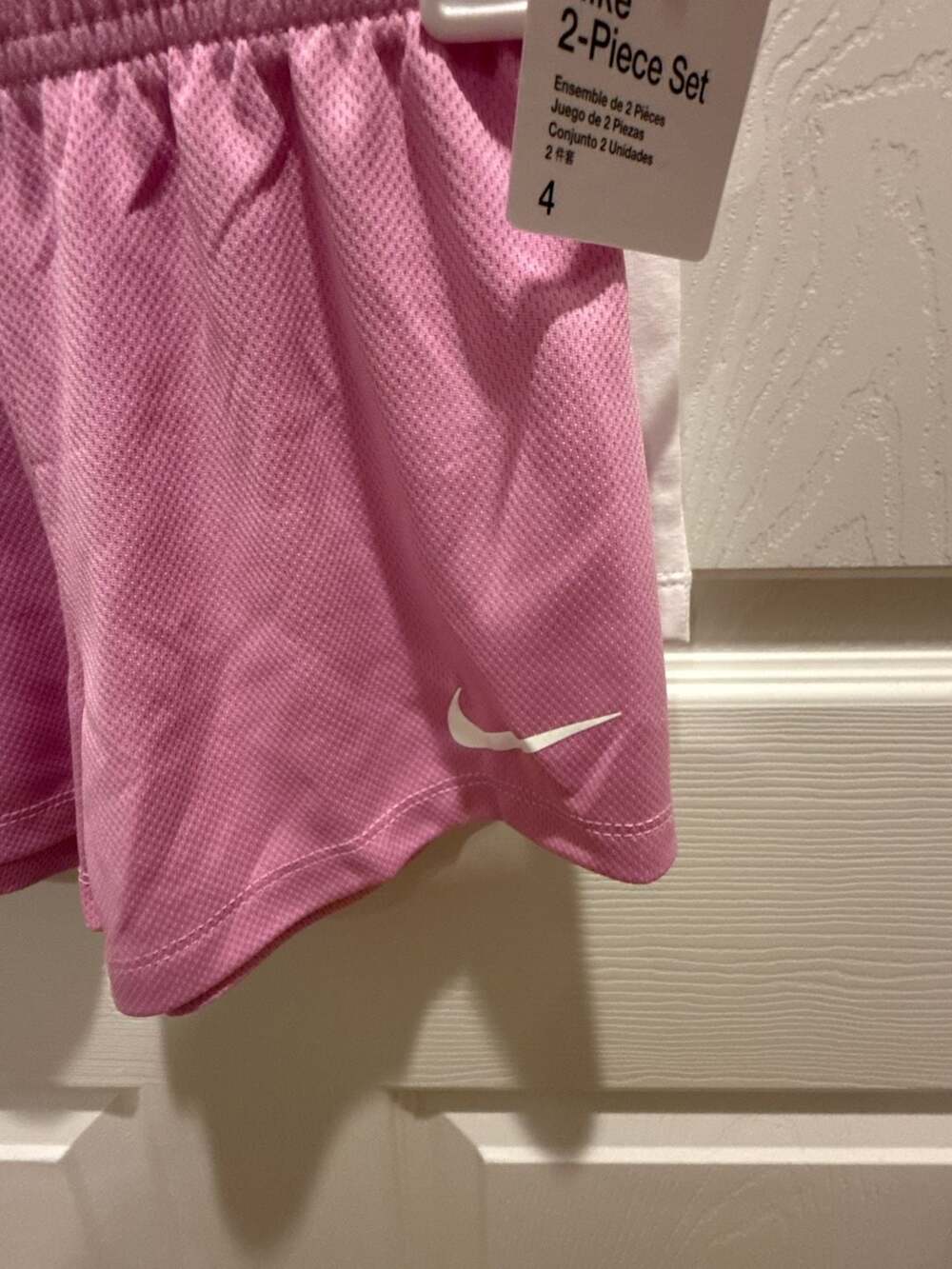 Nike Girls Swoosh Ribbon Graphic T-Shirt and Shorts 2-Piece Set minor blemishes - Picture 7 of 8